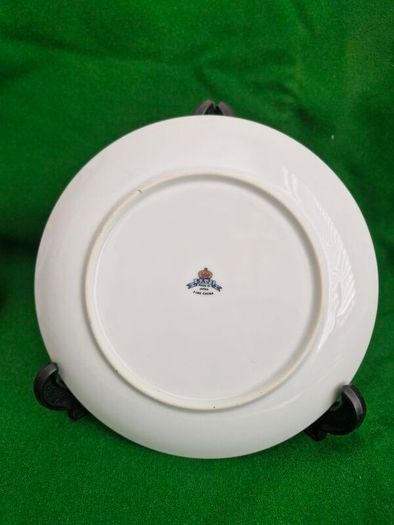 vintage Saji Japan Peacock Plate. Gold gilt Imari