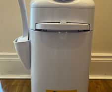 Cat litter locker