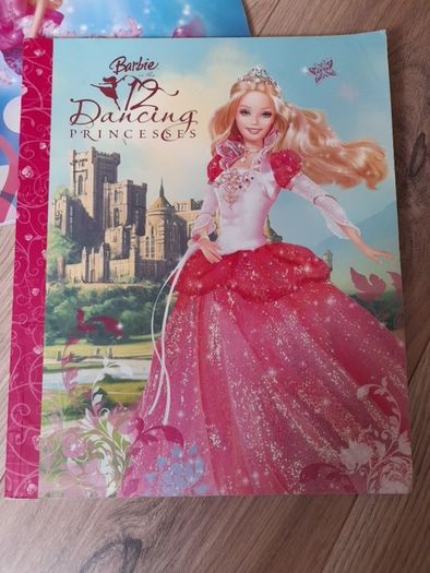 Three Barbie books E2 bundle