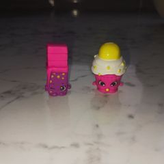 shopkins - 2pcs, set exclusive from doll Bubbleisha