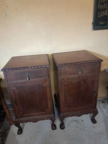 2 mahogany cabinets original key