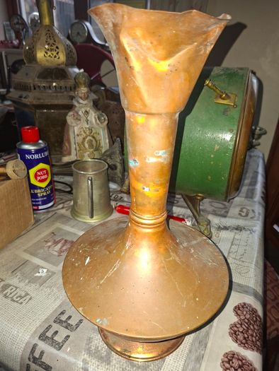 2 Large Vintage Copper Pitcher's, PRICE IS FOR 1 ONLY, Postage available or Collection