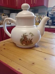 Rabbit Tea Pot