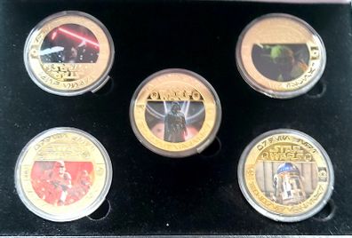 Set of 5 coins star wars in case.