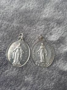 2 x solid silver, Congregation medalions