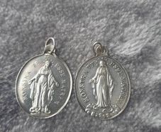 2 x solid silver, Congregation medalions
