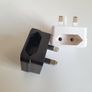 EU to UK power socket adapter convertor Image 7