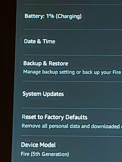 Amazon Fire 5th Generation, 8GB, Model SV98LN in very good cosmetic condition, but needs new Battery