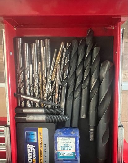 tool chest with tools