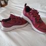 Womens/ kids Nike runners Image 2