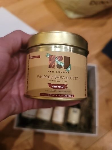 R&R 5 Piece Gift Set of natural, plant-based skincare brand from Ghana in Africa.