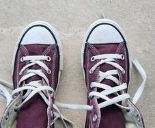 Converse girls shoes