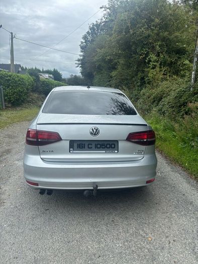 Voleswagen Jetta