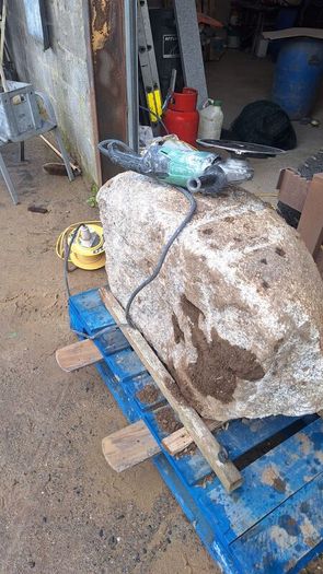 granite blocks and boulders