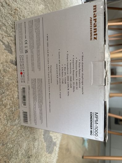 focusrite Scarlett 2i2 and condenser mic mpm-1000