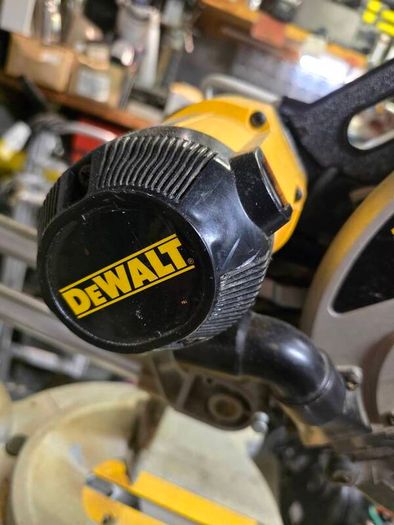 De Walt Saw