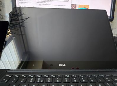 Dell Precision 5510 / XPS 15 - For Parts or Repair (4K Touch, 84Wh Battery)