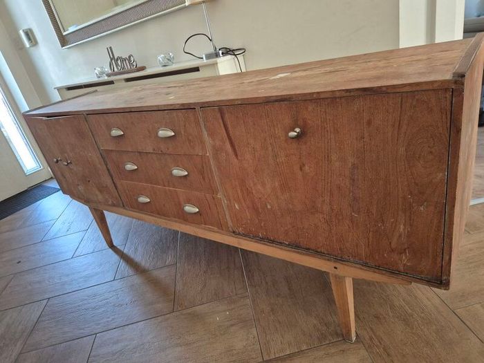 Sideboard