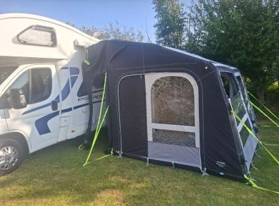 Dometic Rally Air Pro 390 Drive Away Awning