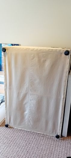 Free double bed base