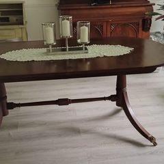 Mahogony Table And Chairs Set