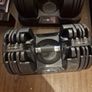 Adjustable dumbells Image 2