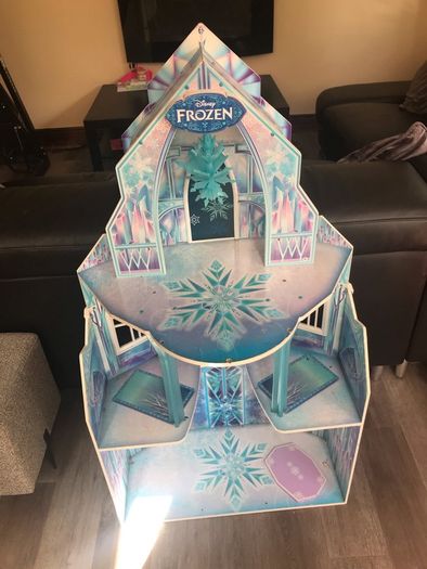 Kids craft frozen castle dollhouse