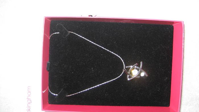 Buckingham necklace