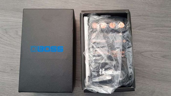 Boss HM-2w Guitar Pedal - Waza Craft reissue