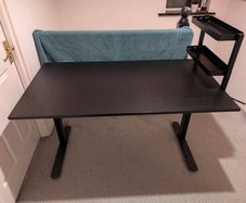 Standing desk