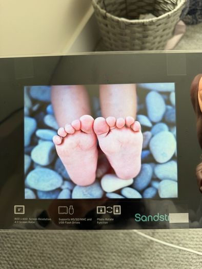 Digital Photo Frame