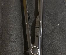 Almost new Babyliss Hair Straighteners