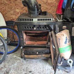 Mulberry stove