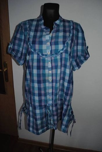 Long tunic Atmosphere size UK18 EUR46 Postage included