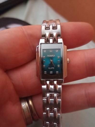 ladies beautiful dress watch