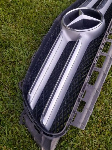 Genuine Mercedes E Class W213 AMG Line Grill