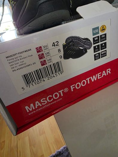 safety shoes
