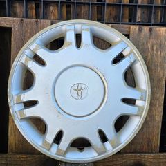 Toyota 14" Hubcap