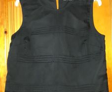 Pretty Black Top Size 10