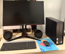 HP Desktop PC full set, AOC Monitor, Speakers, Keyboard, Mouse and Mouse Pad- Excellent Condition