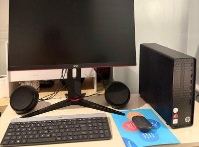 HP Desktop PC full set, AOC Monitor, Speakers, Keyboard, Mouse and Mouse Pad- Excellent Condition