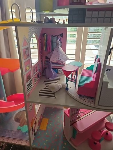omg doll house