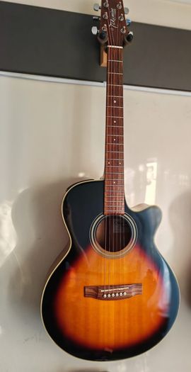 Takamine EG260C-BSB Acoustic-Electric Guitar + Brand New TGI Gig Bag
