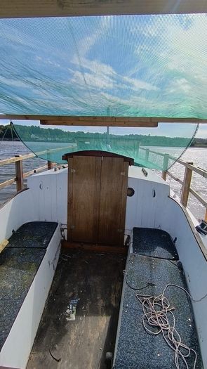 32 FT sailing boat 4 sleeper