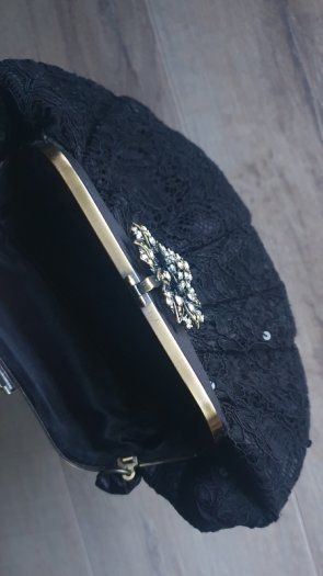 Coast vintage style Lace with Crystals brooch