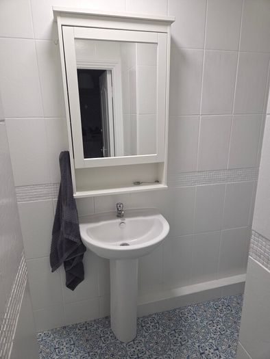 bathroom vanity unit