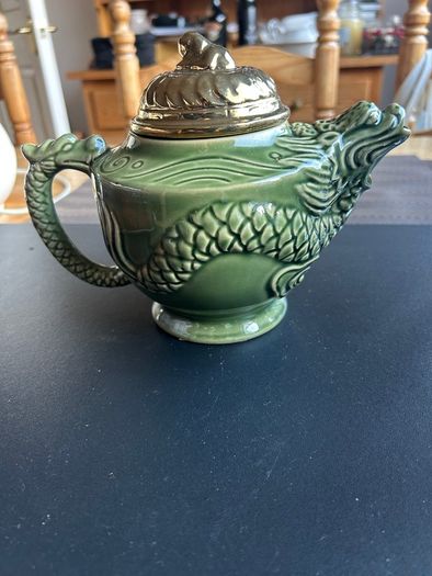 Carolyn Donnelly Tea Pot