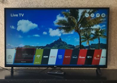 LG 43" 4K Smart TV (2020) Perfect Working Order