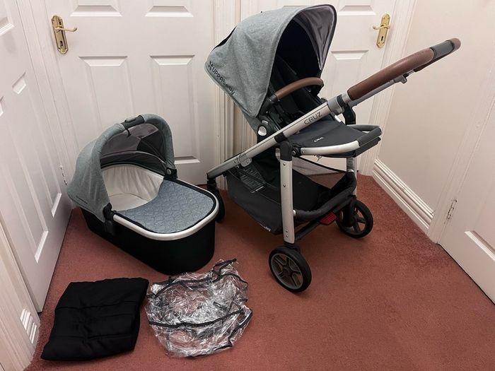 Uppa Baby Cruz Travel System
