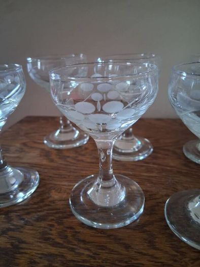 Etched glasses